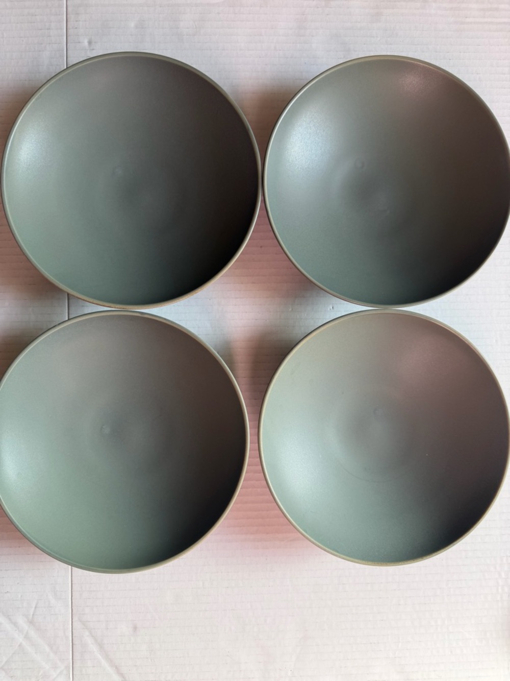 Linden Crate & Barrel Dinnerware Serving bowl green sage ceramic Set of 4